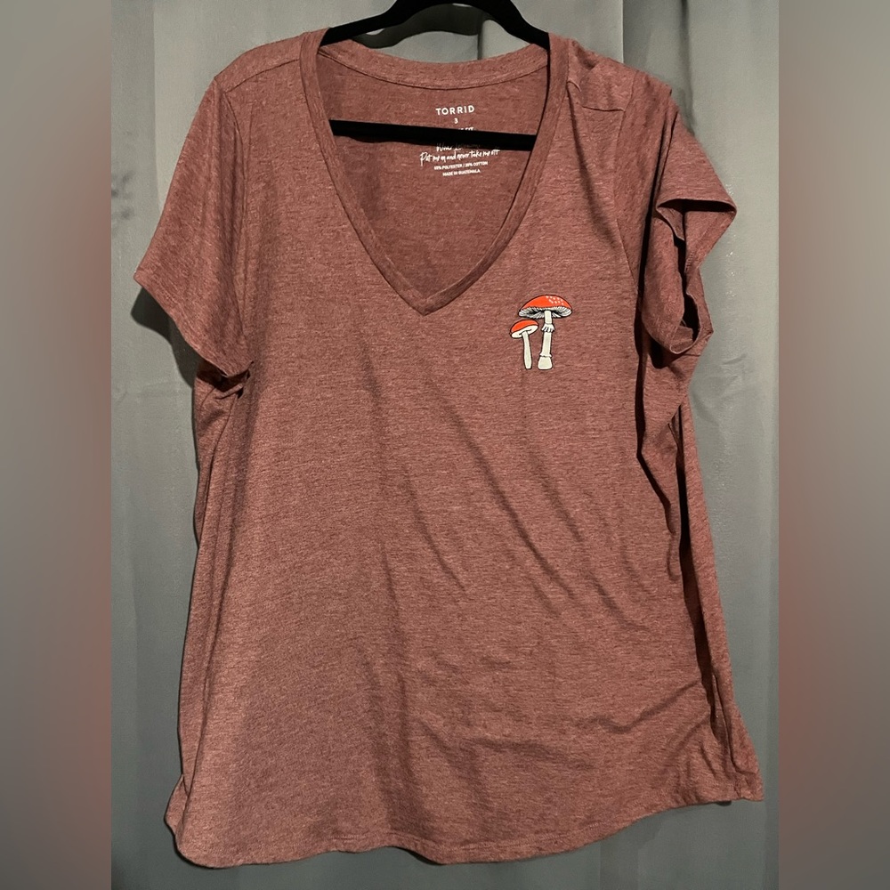 Torrid super soft tee with embroidered mushroom chest design!